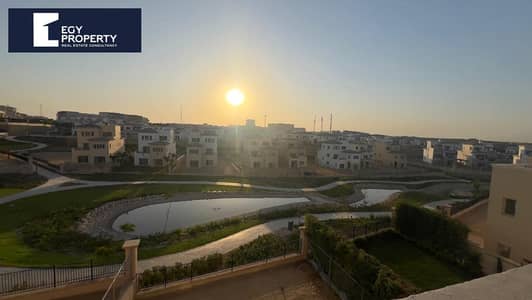 بموقع خيالي شقة متشطبة بالكامل للبيع في سيتي جيت التجمع - القاهرة الجديدة