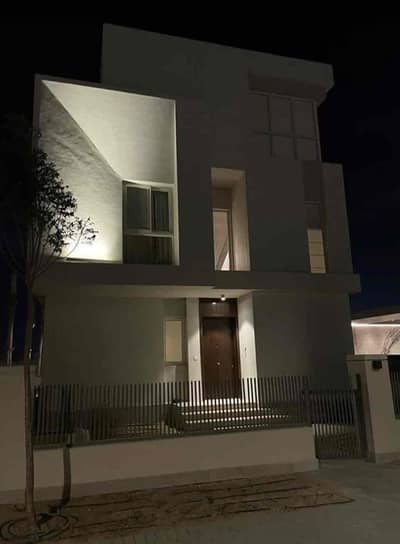 Resale With the Lowest price Villa at Cairo Gate prime Location