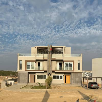 تاون هاوس كورنر فخم امام بيفرلي هيلز الشيخ زايد بالتقسيط علي اطول فترة سداد - Dunes el sheikh zayed