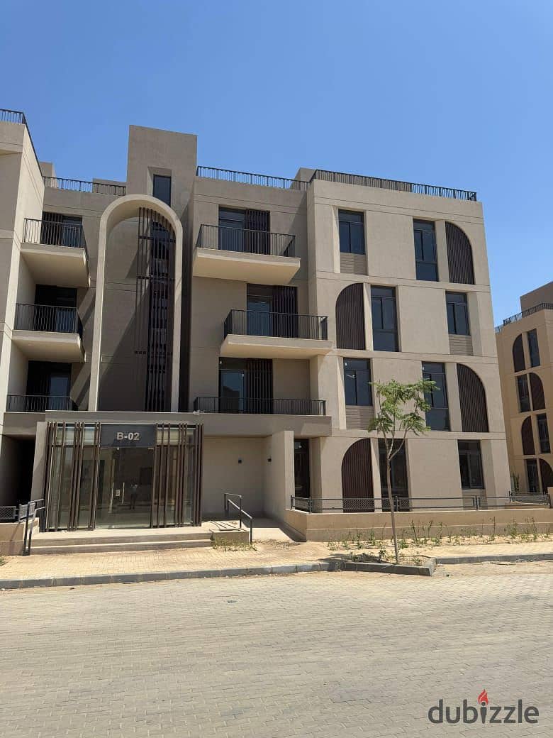 Building for Sale –ready to move Prime Location in Sheikh Zayed with ...