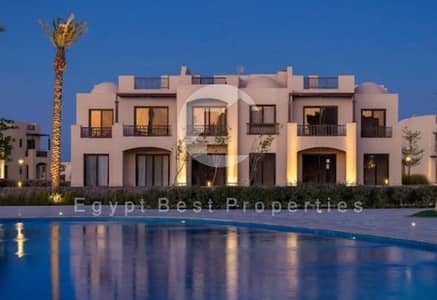 تاون هاوس متشطب ومفروش بالكامل | ريسيل | إطلالة بانورامية على البحر بأقساط للبيع مكادى اوراسكوم الغردقة البحر الأحمر