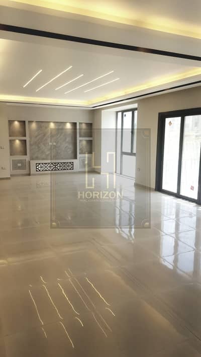 دوبلكس نص مفروش 238م موقع مميز ايجار في ايستاون سوديك التجمع القاهرة الجديدة duplex rent Eastown Sodic