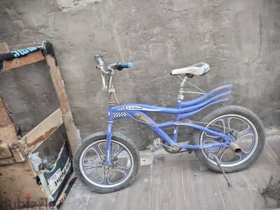 عجلة BMX