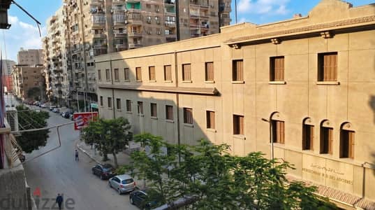 شقة في شارع سنان - حدائق الزيتون