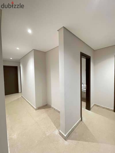 شقة للايجار اول سكن تكيفات و مطبخ فى كمبوند زد ويست الشيخ زايد Zed Towers El Sheikh Zayed