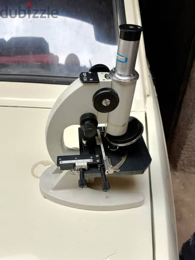 مجهر ضوئي مركب compound light microscope monocular أحادي العين