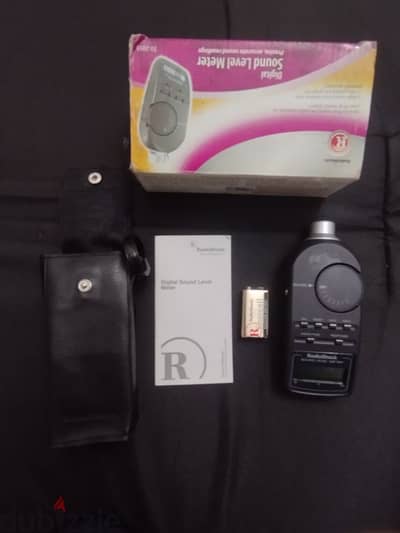 جهاز قياس ديسيبل RadioShack بحالة ممتازة