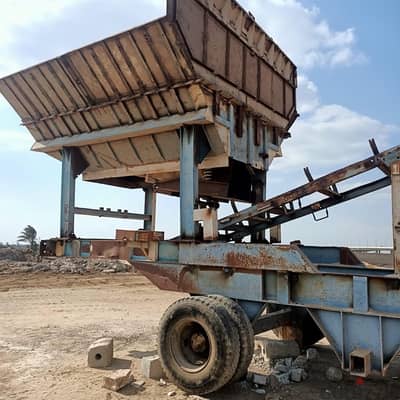 هزاز طول ٦ متر حجم كبير لجميع المناجم