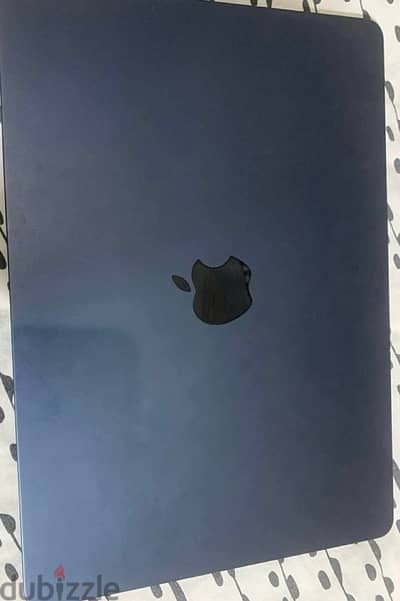 apple Mac book m2