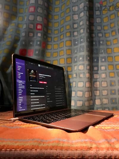 Macbook Early 2016