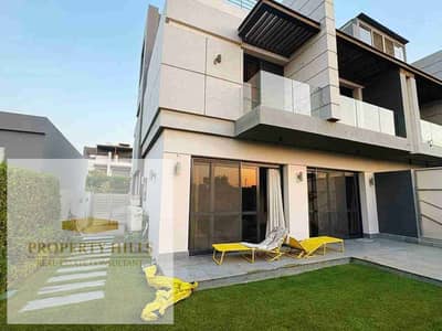 Corner villa — a great deal in New Cairo, by La Vista, and close to Mountain View and the AUC.