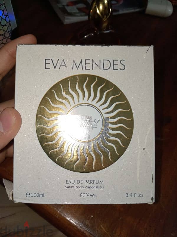 Wva Mendes Perfume 2