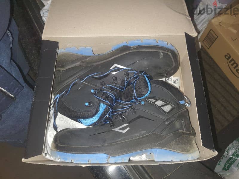 Safety Shoes New 3