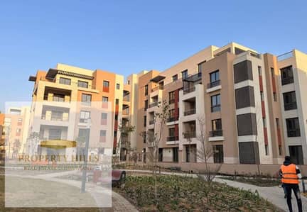 Ready-to-move-in, fully finished apartment in District 5 with flexible payment plans. Don’t miss this great opportunity!