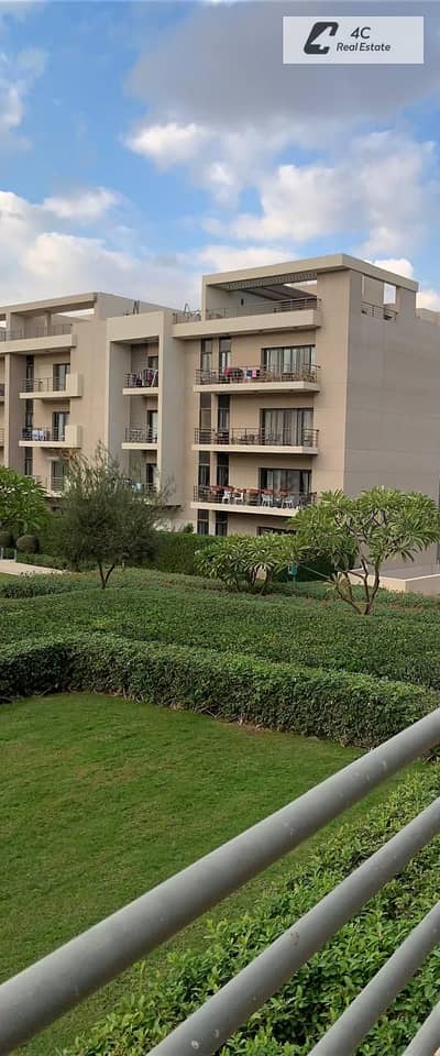 شقة 196 متر متشطبة بالكامل بالتكييفات والمطبخ واستلام فورى للبيع في كمبوند فيفث سكوير المراسم fifth square al marasem new cairo