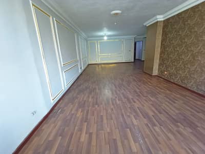 سموحة   أمام بوابة نادي سموحة