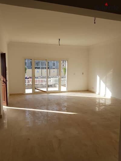فيلا تاون هاوس للإيجار الفاضي جاهزة للسكن 3 غرف 220 متر نموذج t1 في فيلات الرحاب 2 - المرحلة الثامنة - القاهرة الجديدة Al Rehab 2 - Phase 8 - Model t1
