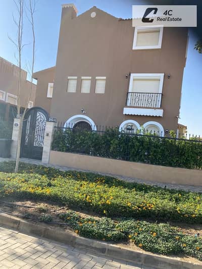 للبيع فيلا منفصلة استلام فوري كلاسيك اقل  سعر بحري 525 م فيو مفتوح في كمبوند هايد بارك التجمع الخامس جولدن سكوير hyde park new cairo golden square
