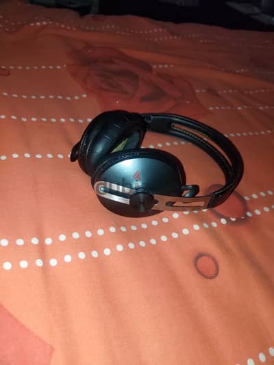 Sennheiser Momentum 2 Headphones