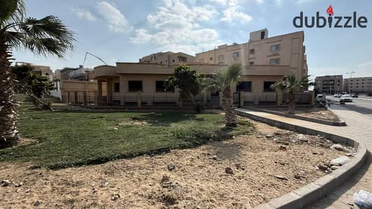 شقة 235م للبيع بمدينة الشروق – المنطقة الثانية – فيو جاردن وموقع مميز