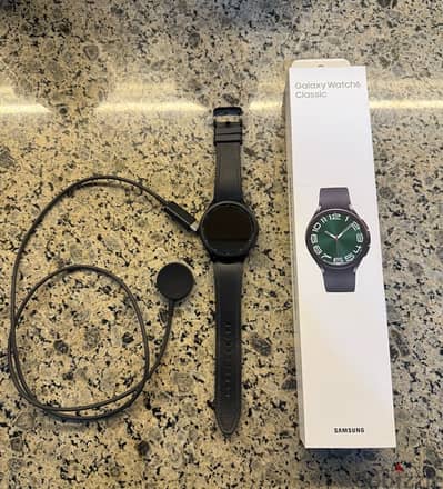 galaxy watch 6 classic 47 mm حالة ممتازة واستخدام بسيط