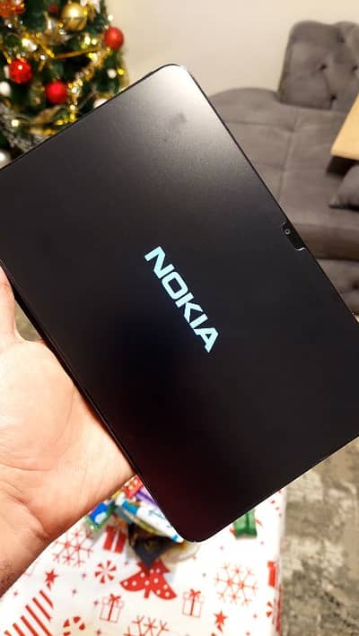 Tablet Nokia t20  تابلت نوكيا جديد ومعاه كل حاجته وبخط