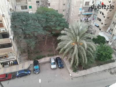 شقة للبيع في تعاونيات  سموحة أمام الشرطة العسكرية