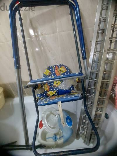 مرجيحة اطفال للبيع حالة جيدة