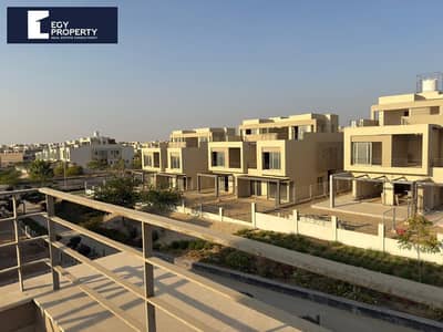 توين هاوس فيلا للبيع استلام فوري باحسن لوكيشن  في بالم هيلز نيو كايرو - التجمع الخامس  Palm hills New Cairo