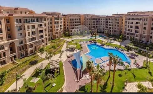 شقة مفروشة للإيجار في كمبوند ناينتي أفينيو 90 Avenue التجمع الخامس شارع التسعين الرئيسي بجوار الجامعة الأمريكية AUC موقع استراتيجي وخدمات فندقية
