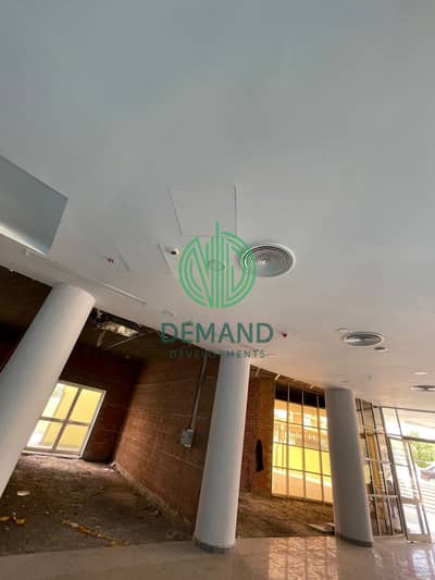 For rent shop suitable for a carpet showroom, with Ac's in the heart of elsheikh zayed, District 16 For rent shop suitable for a carpet showroom, with Ac's in the heart of elsheikh zayed, District 16