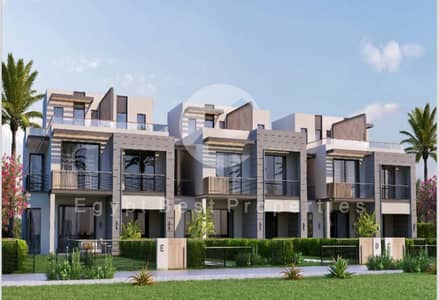 Townhouse at an old resale price without offer in Garden Lakes from Hyde Park with a small down payment and installments