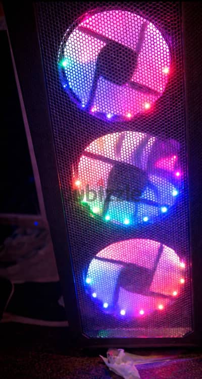 كيسه rgb بروسيسور i5 6500 ماذر بورد h110m كارت شاشه gtx 960 4gb بكرتون
