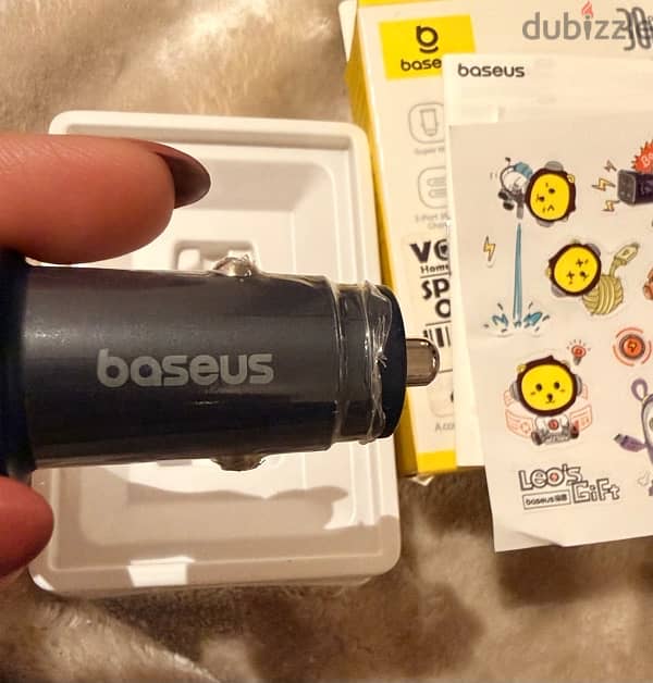 Baseus car charger 4