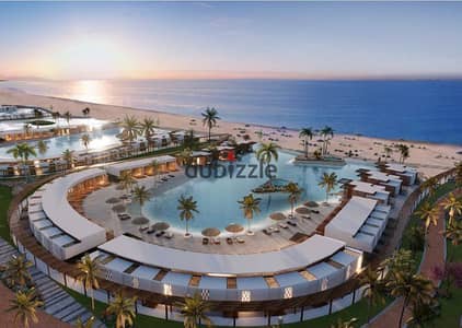 شاليه للبيع تشطيب كامل  مع جاردن استلام قريب بإطلالة على البحر في Cali Coast – رأس الحكمة
