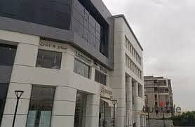 Prime Retail Shop for Rent with Full Frontage on a Main Street – Silver Gate Mall, Sheikh Zayed