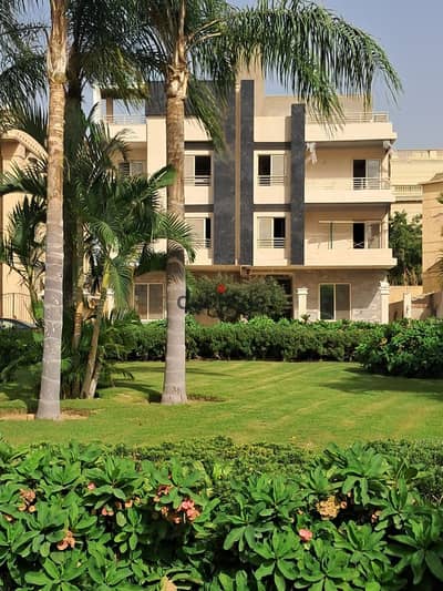 Apartment for sale in West Golf, 240m²