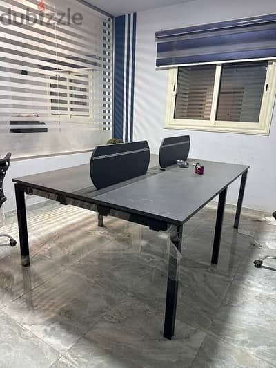 work station for 4 person