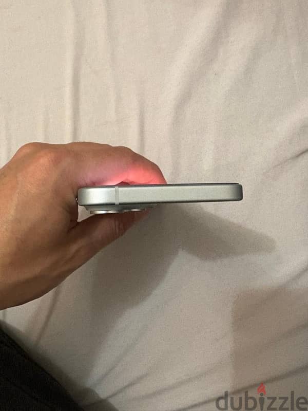 IPhone 15 plus as new zero tax 4