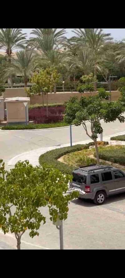 Hot Deal Studio for Sale in Marassi Marina, North Coast, Sidi Abdel Rahman, just steps away from the beach. Very prime location. / Marassi North Coast