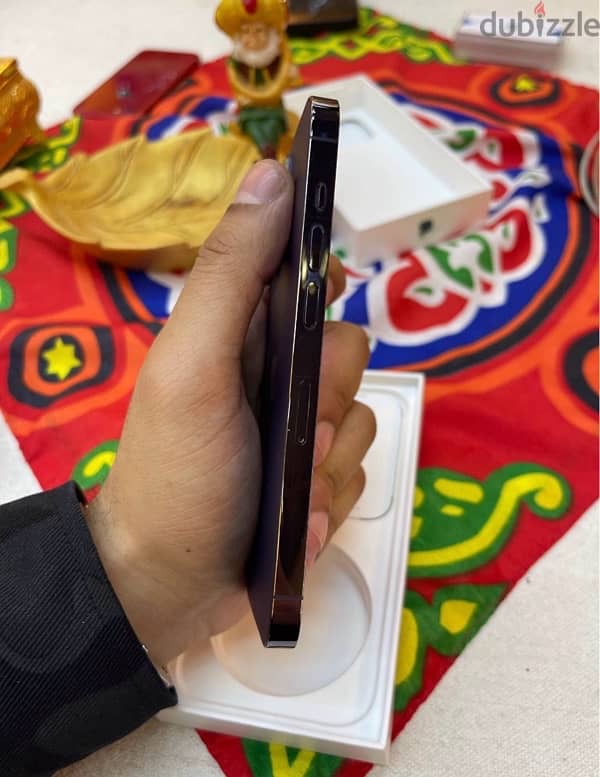 ايفون 14 pro  مساحه 256 2