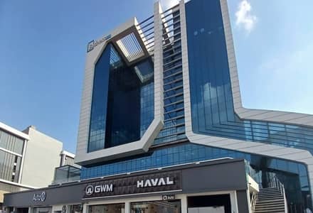محل واجهه 312متر للايجار في بيزنس بلس علي التسعين  الشمالي مباشر التجمع الخامس
