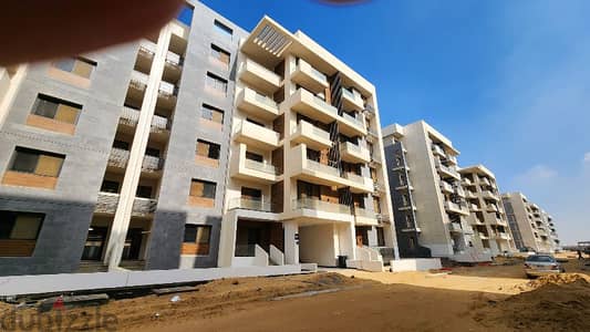 شقة للبيع لاميرادا مستقبل سيتي la mirada mostakbal city