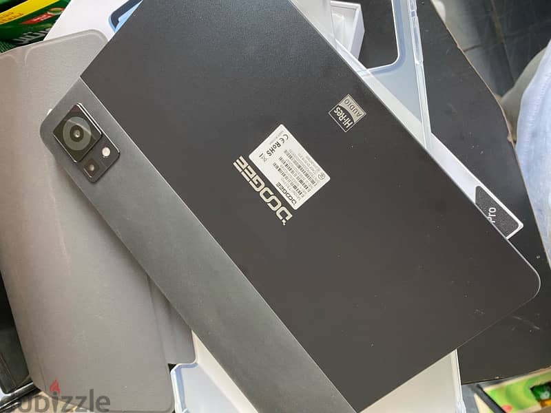 DOOGEE T30 Pro 1