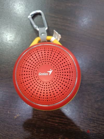 مكبر صوت جينيس SP-906BT جديده بكل الالوان بطاريه حتي 10 ساعات تشغيل