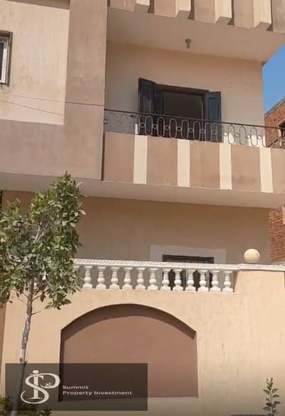Apartment for sale adjacent to 69, the ninth district, super lux, immediate delivery, second floor, 130 meters, 3 rooms, October City