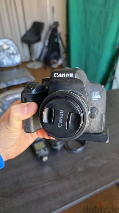 DSLR Canon D800 with lens 50mm 1.4 + 24mm 1.8 + ket lens 55/18mm