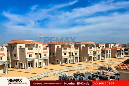 Immediate delivery prime location open view overlooking lake and plaza townhouse for sale in Sawary