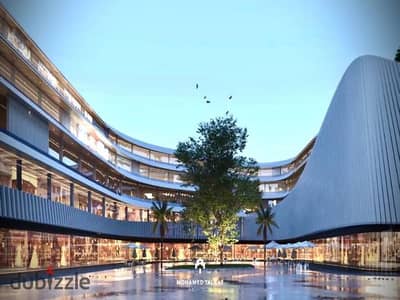 In the heart of the New Administrative Capital, a 20 sqm commercial shop is available for sale — a great investment opportunity with an attractive ret