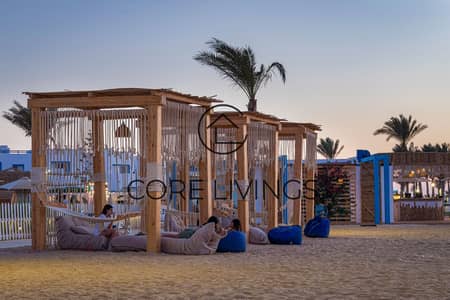 Direct from Mountain View | Beach House Garden – Corner – LVLS Compound